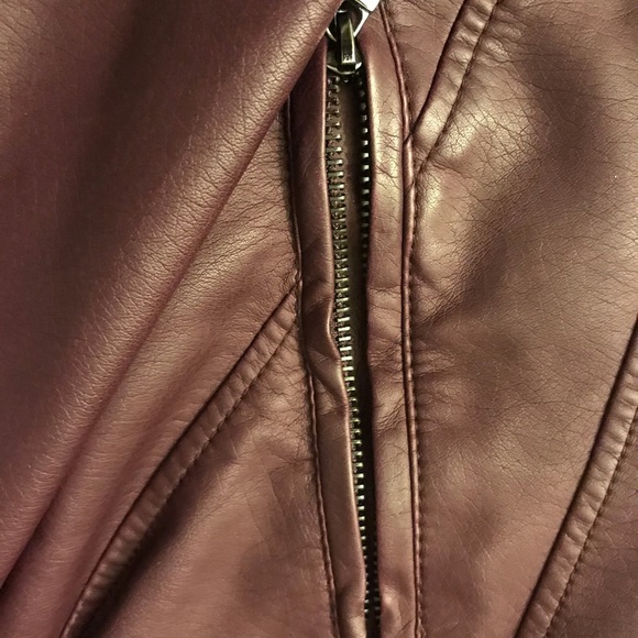 Guess Purple Leather Jacket - Picture 7 of 7